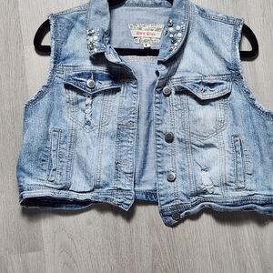 Hot Kiss Denim Vest with Embellishments 90s